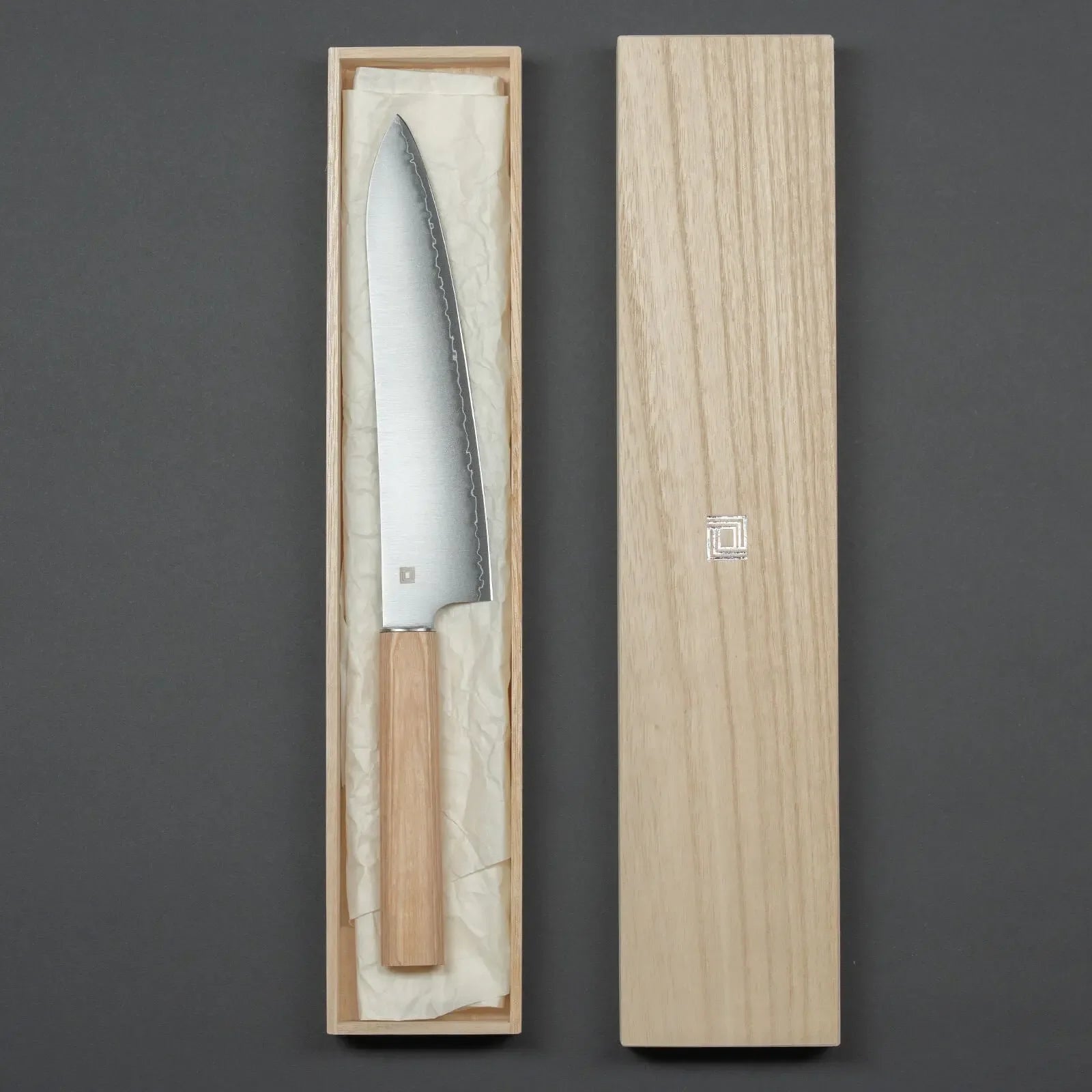 Gift box packaging of Shizuhamono 190mm chef knife – made in Japan