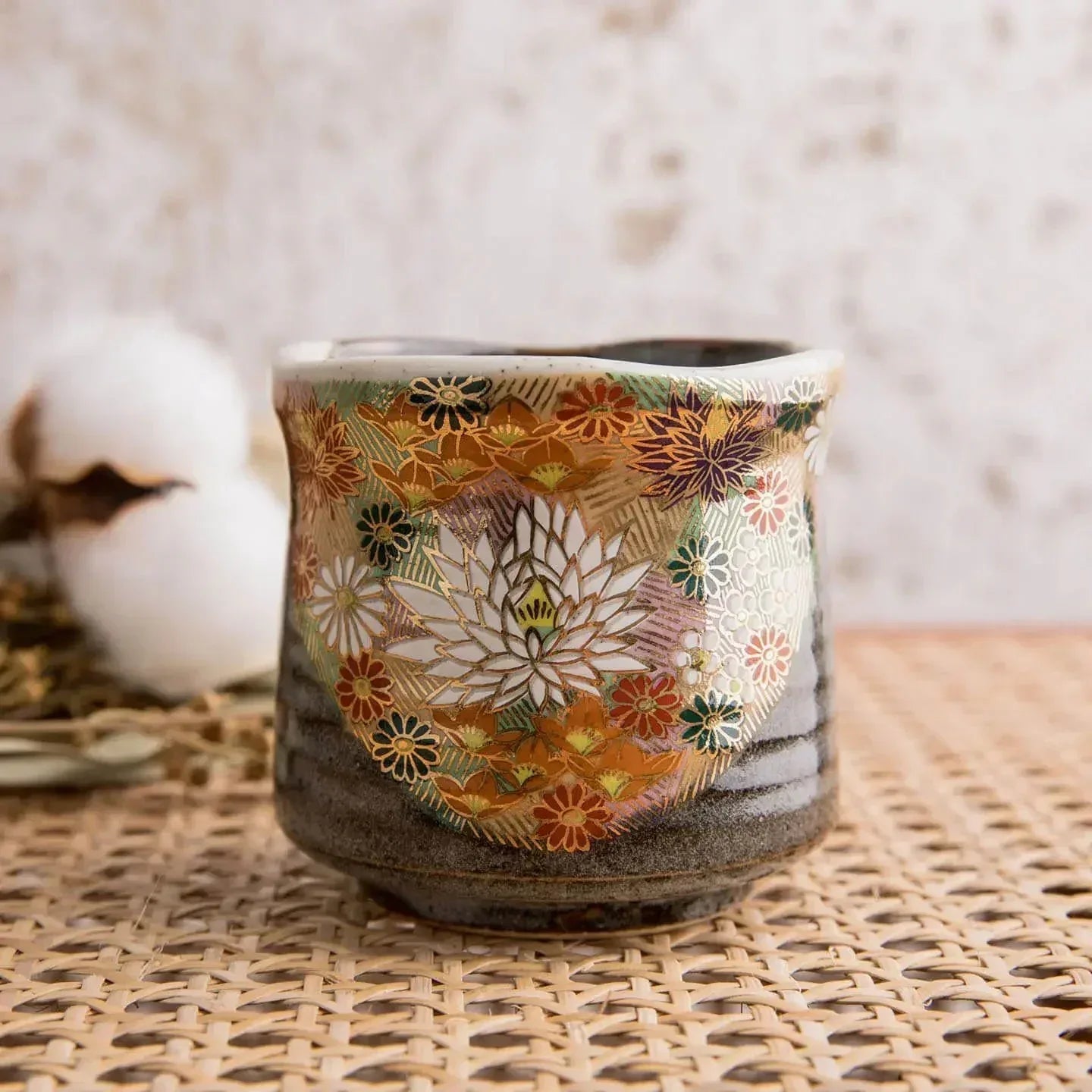 Hanazume Kutani Ware Teacup - Perfect Japanese Gift Kutani Ceramics