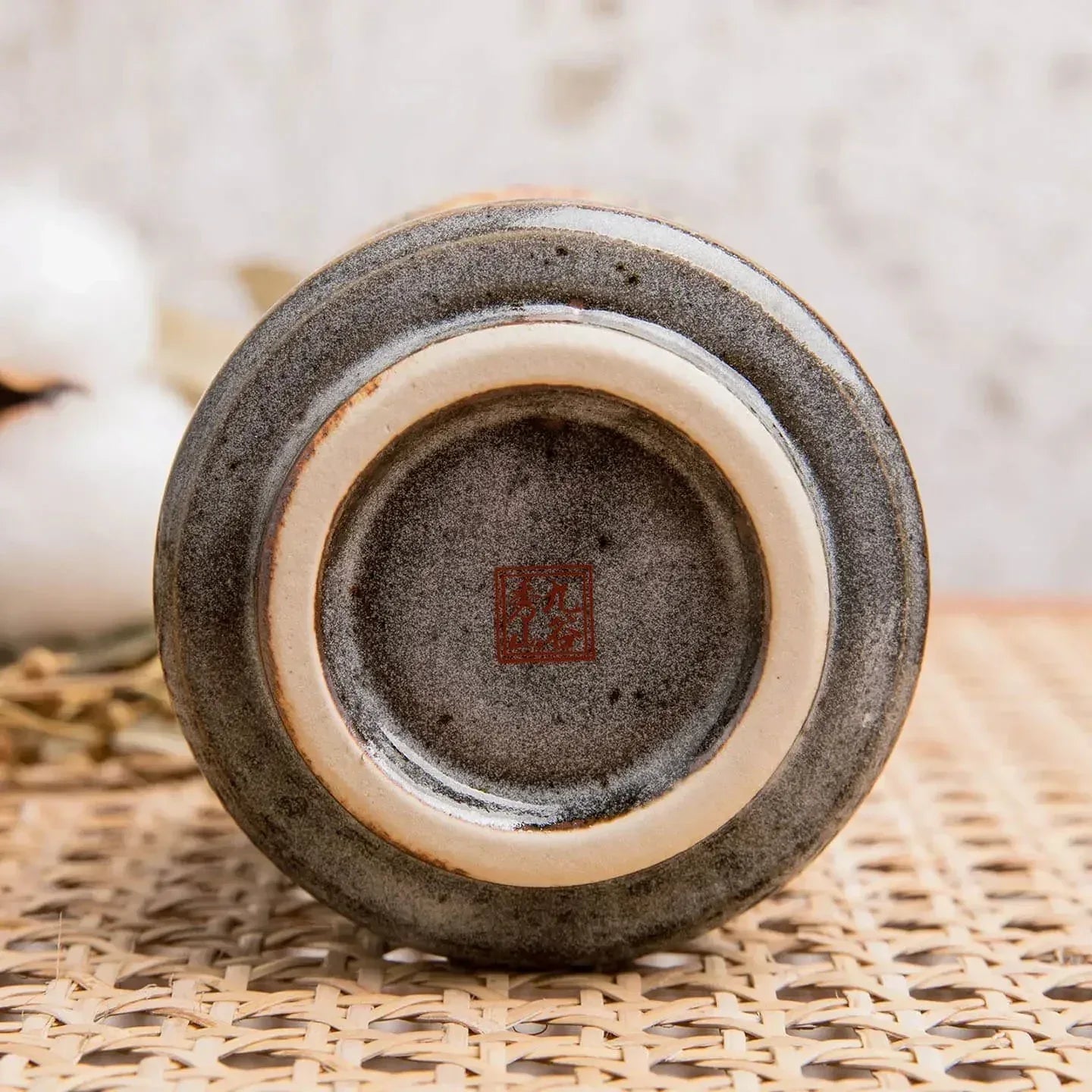 Hanazume Kutani Ware Teacup - Perfect Japanese Gift Kutani Ceramics